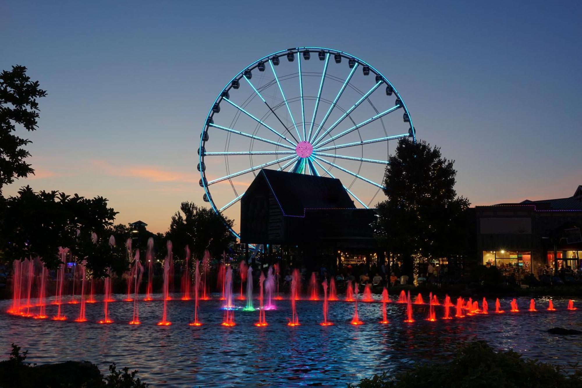 Moonshine Chalet, Hot Tub, Pool Access, Wifi, 1089 Free Tickets Each Paid Day, Dollywood And More ガトリンバーグ エクステリア 写真